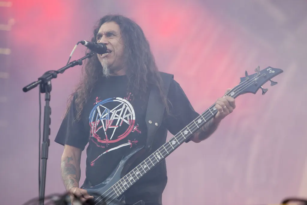 Tom Araya of Slayer performing at Sonisphere 2011